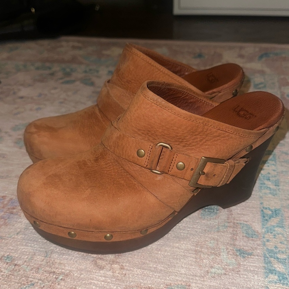 Ugg Natalee Brown Leather Clog Wedge